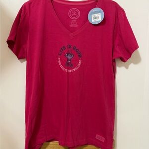 NWT lLife Is Good Vivid Red V-Neck Graphic Tee Size L